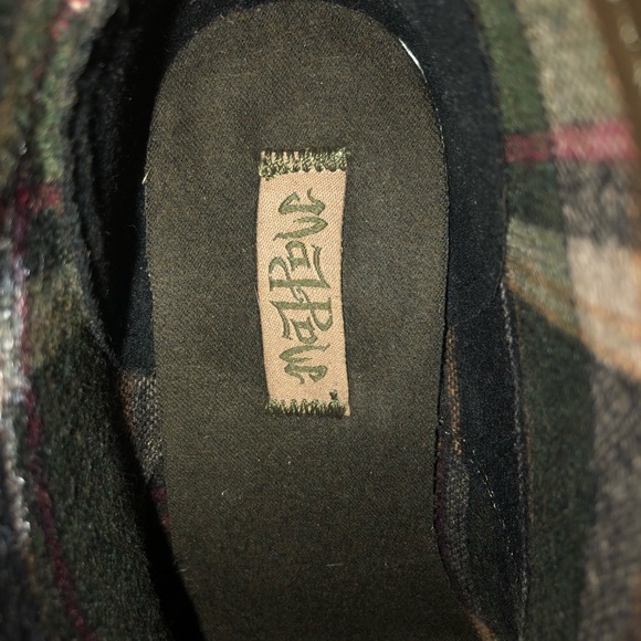 Booties - Picture 5 of 5